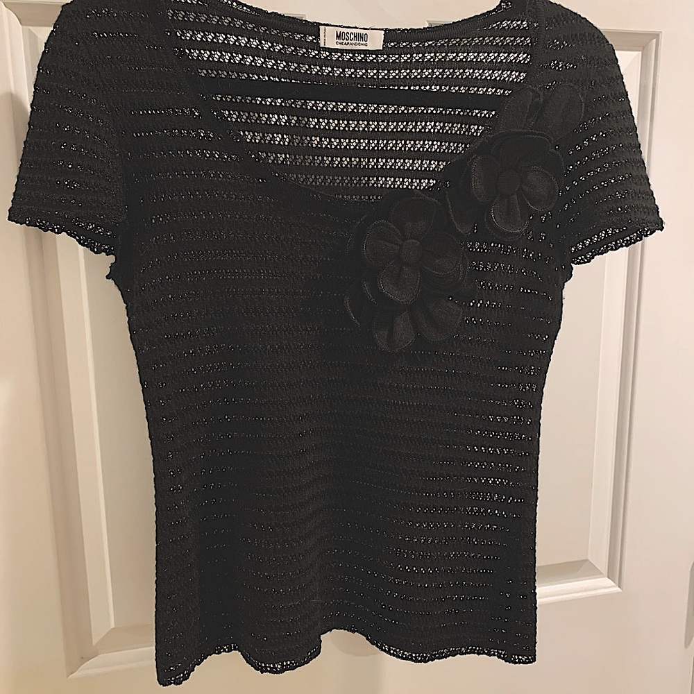 MOSCHINO CHEAP & CHIC BLACK CROCHETED TOP Size M Beautiful US size medium (8)